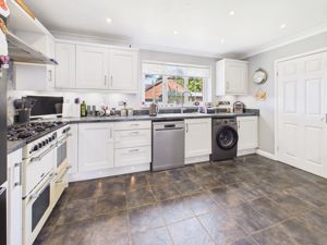 Breakfast Kitchen- click for photo gallery